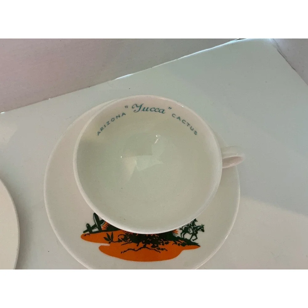 Universal Potteries preowned these